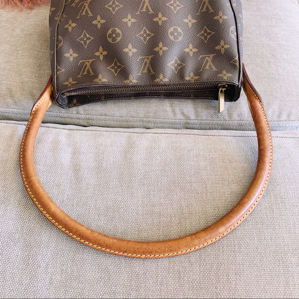Louis Vuitton Looping Shoulder Bag - Picture 8 of 14